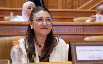 وزيرة المالية
