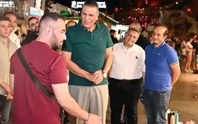 محافظ جنوب سيناء يتفقد السوق
